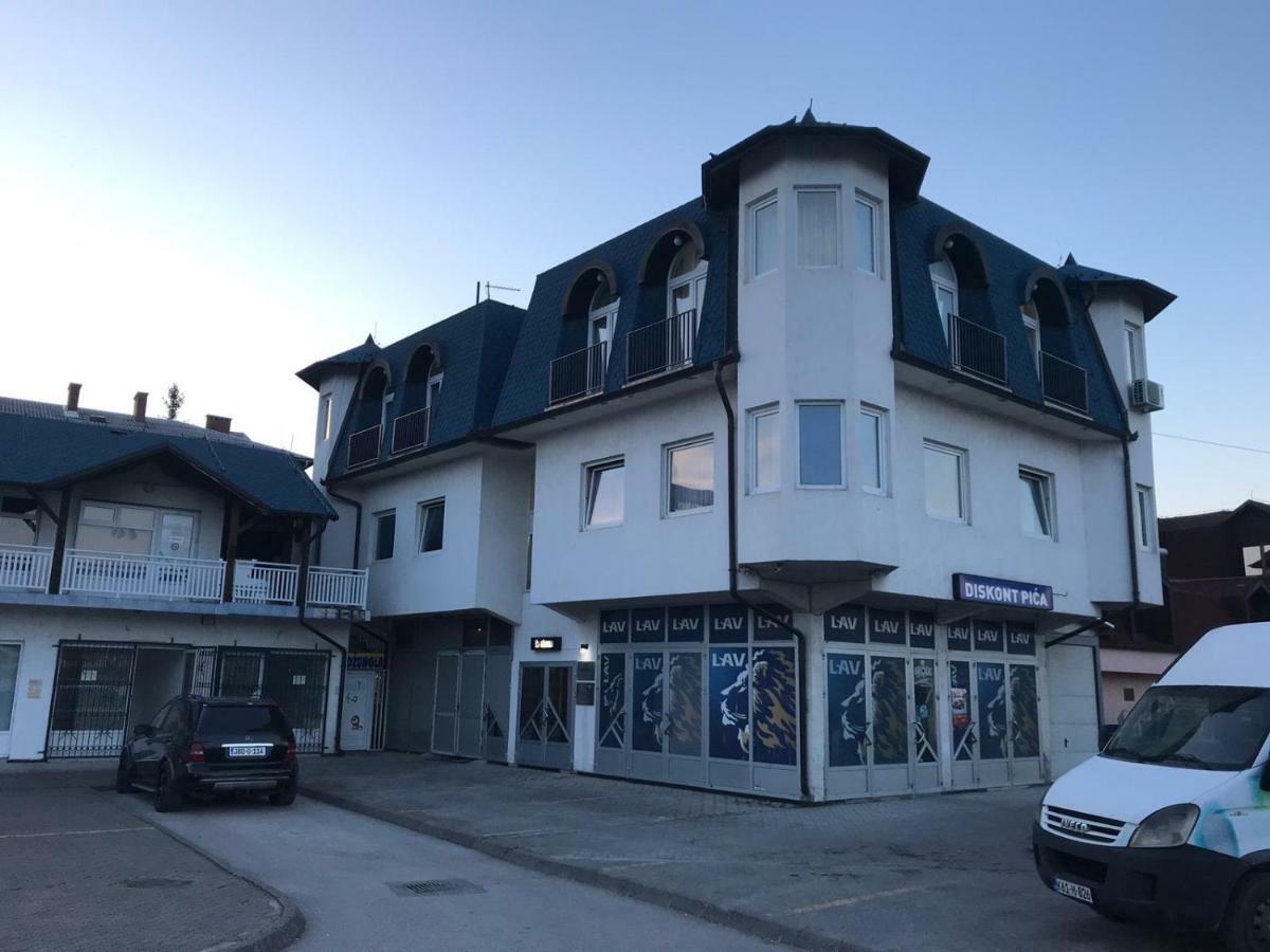 Grande Plus Apartment Dzungla Doboj Esterno foto